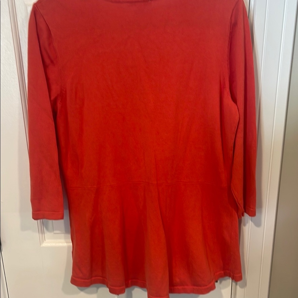 Isaac Mizrahi Red Fitted Cardigan Blouse - Picture 3 of 3